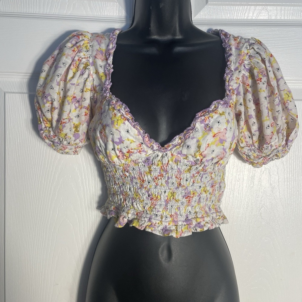 Urban Outfitters UO May Smocked Puff Sleeve Top Women XS Floral Cropped Milkmaid